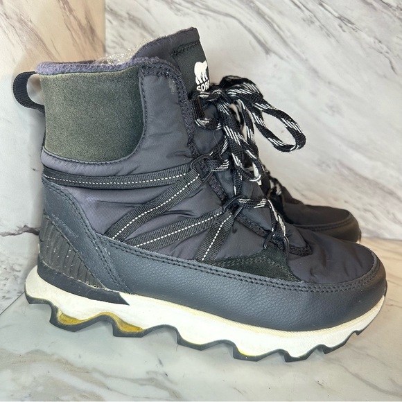 SOREL Kinetic Sport Lug Sole Booties - Black - Size 8 - Picture 4 of 11